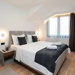 Apartment Crystal Old Town *