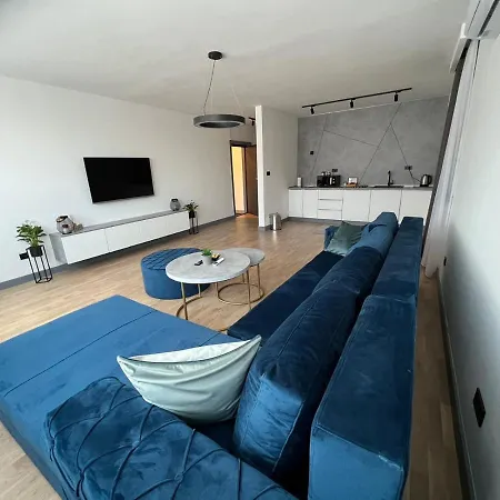 Crystal Old Town アパート