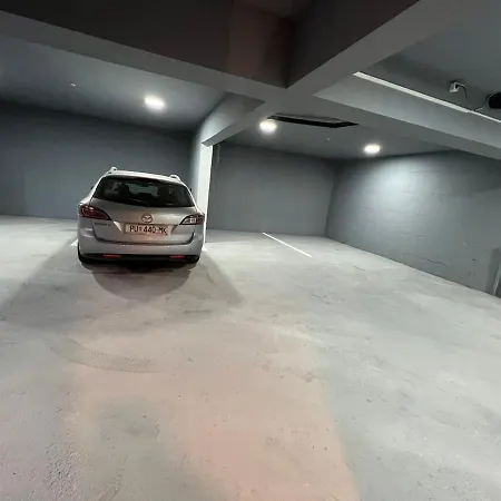 شقة Crystal Old Town سراييفو