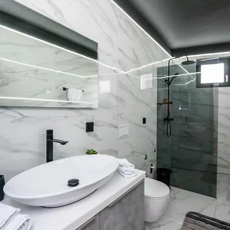 Crystal Old Town * サラエヴォ