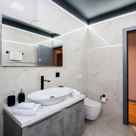 Crystal Old Town * サラエヴォ