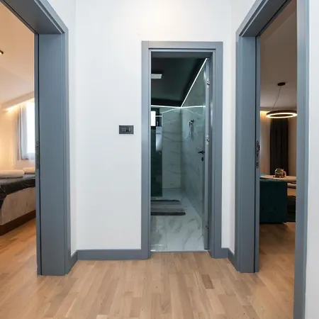 Crystal Old Town サラエヴォ