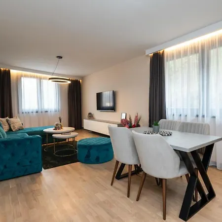 Crystal Old Town アパート *